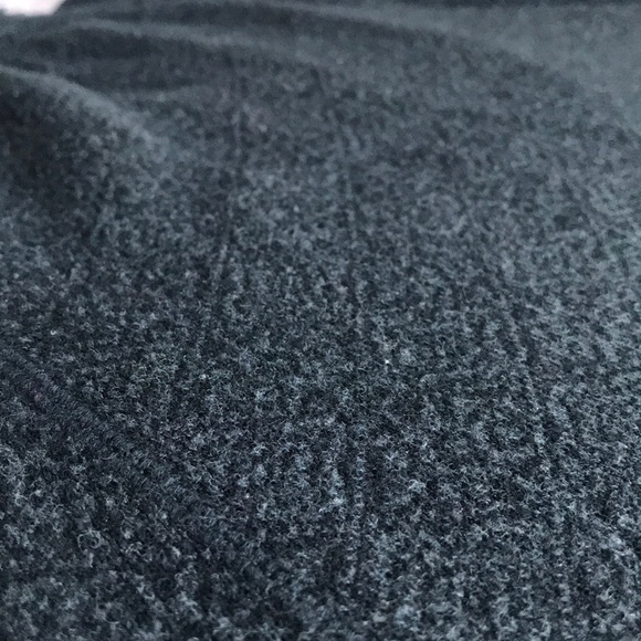 AKINI gray skirt - Picture 2 of 5